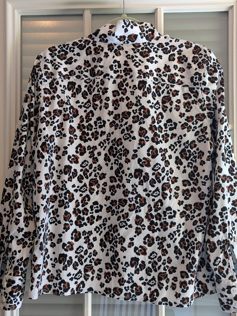 Talbots leopard print Shirt - Picture 3 of 4